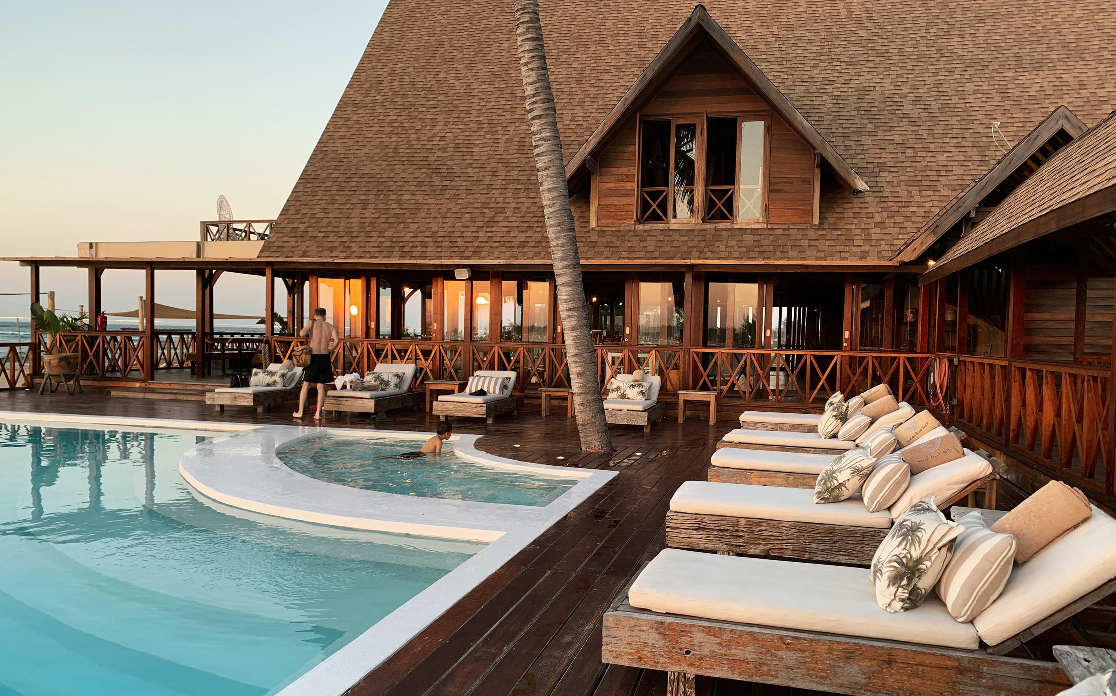 How to Get Luxury Treatment Whenever You Travel